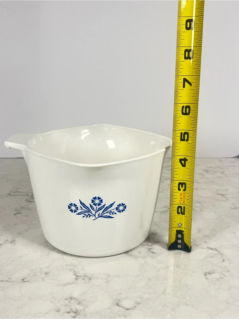 Corning Ware blue coneflower sauce maker with Blue Volume Markings